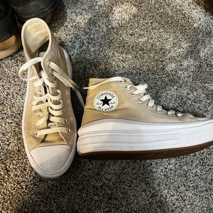 Tan platform converse size 7 women’s